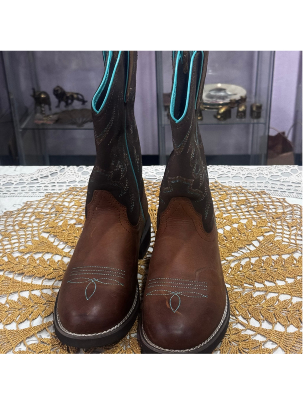 Women's Ariat Brown and Blue Western Boots Size 8M